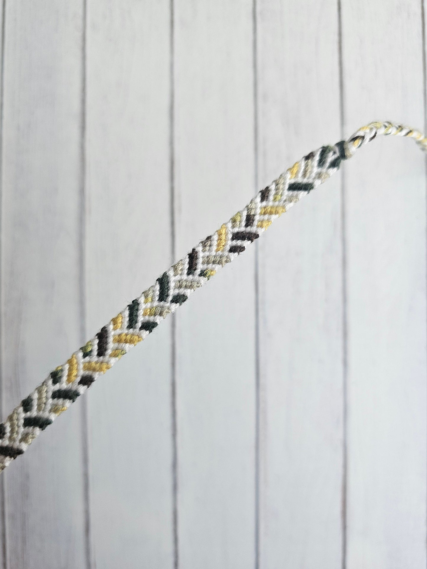 Ombre Chevron Friendship Bracelet – Handmade Cotton String Woven Bracelet