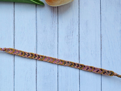 Ombre Heart Friendship Bracelet – Handmade Cotton String Woven Bracelet