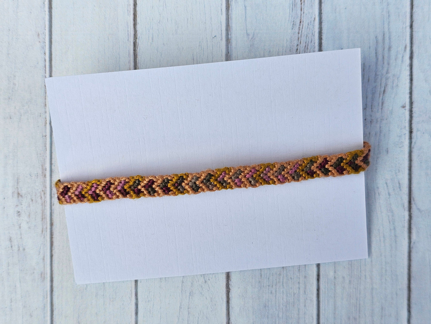 Ombre Heart Friendship Bracelet – Handmade Cotton String Woven Bracelet