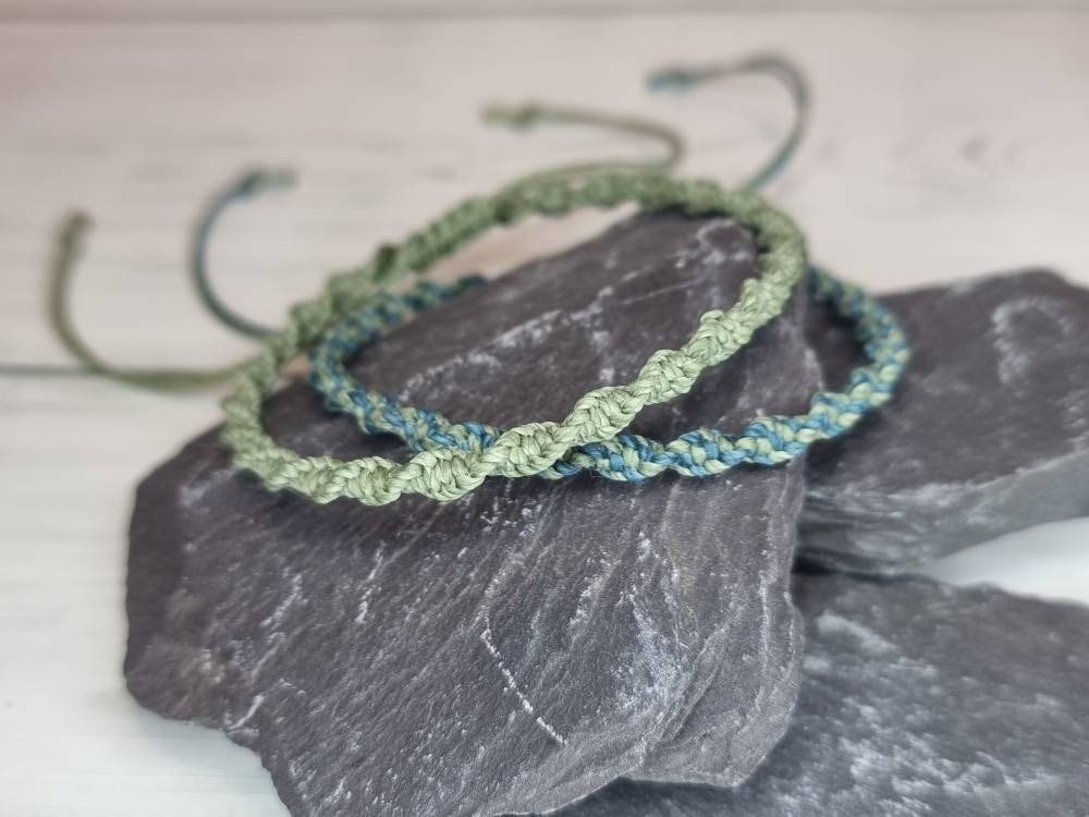 Hand Knotted Macrame Bracelet – Custom Cord Colour Adjustable Bracelet
